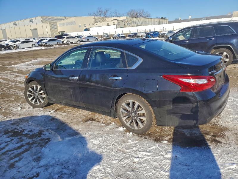 Фото 2 - NISSAN ALTIMA