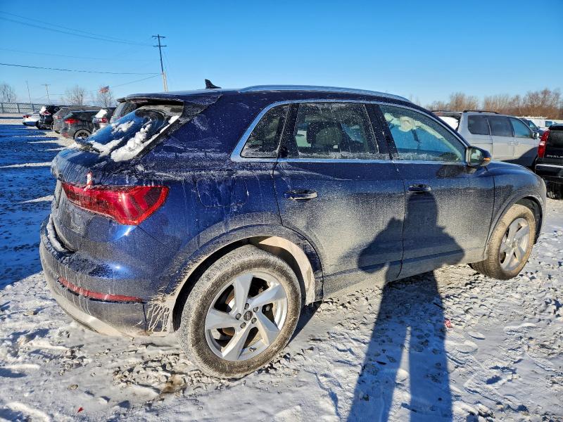 Фото 3 - AUDI Q3