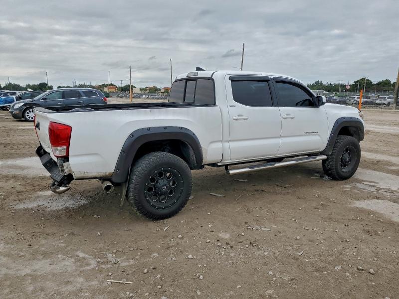 Фото 3 - TOYOTA TACOMA