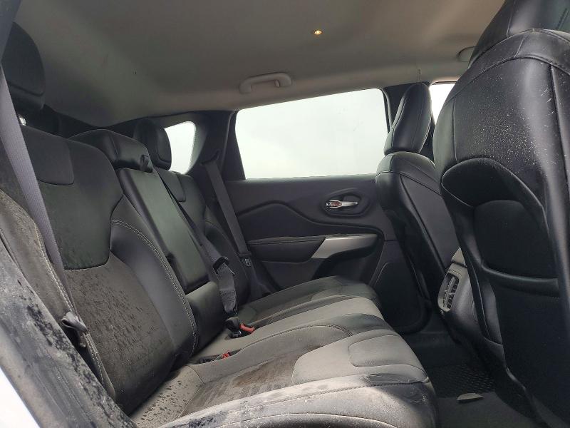 Фото 10 - JEEP GRAND CHER