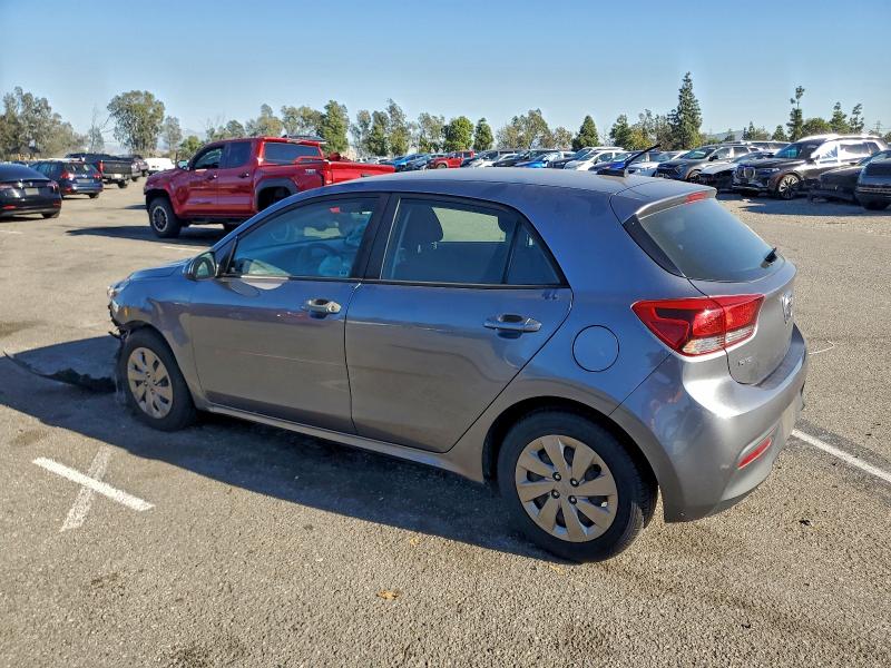 Фото 2 - KIA RIO