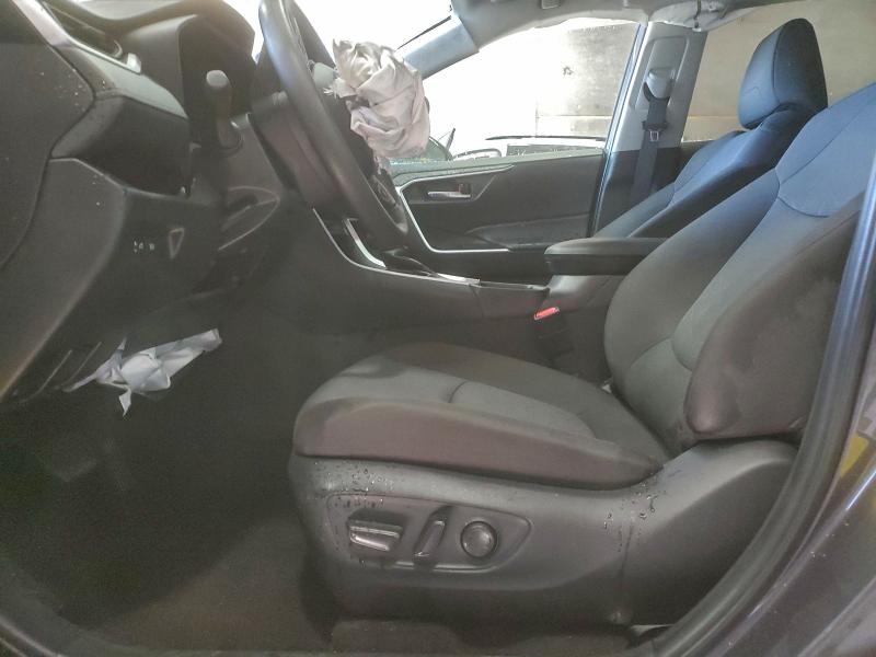 Фото 7 - TOYOTA RAV4