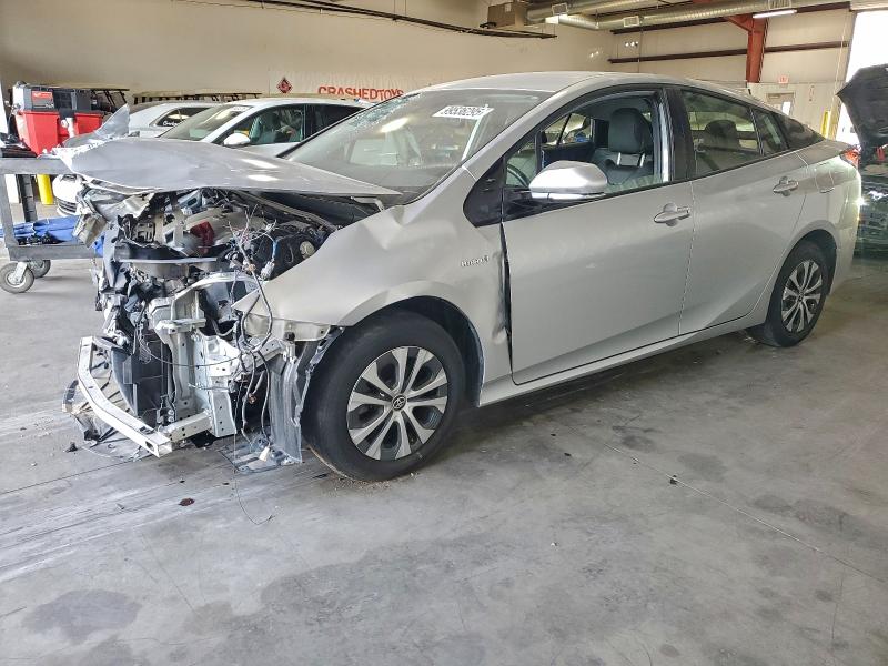 Фото 1 - TOYOTA PRIUS