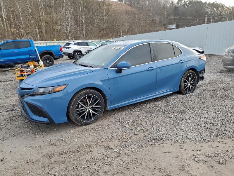 Фото 1 - TOYOTA CAMRY