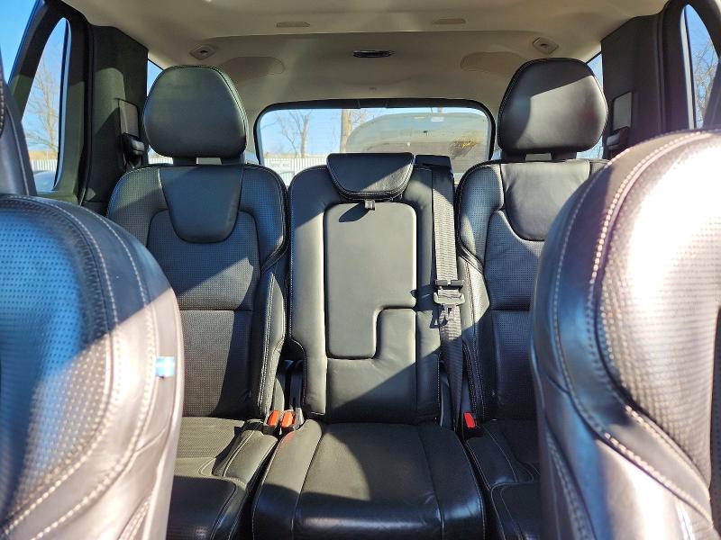 Фото 10 - VOLVO XC90