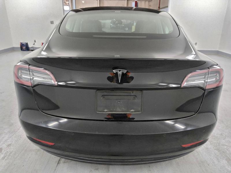 Фото 6 - TESLA MODEL 3