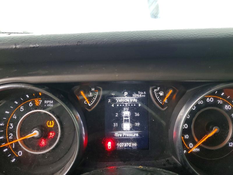 Фото 9 - JEEP GLADIATOR