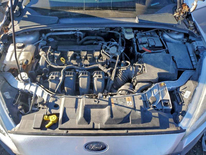 Фото 11 - FORD FOCUS