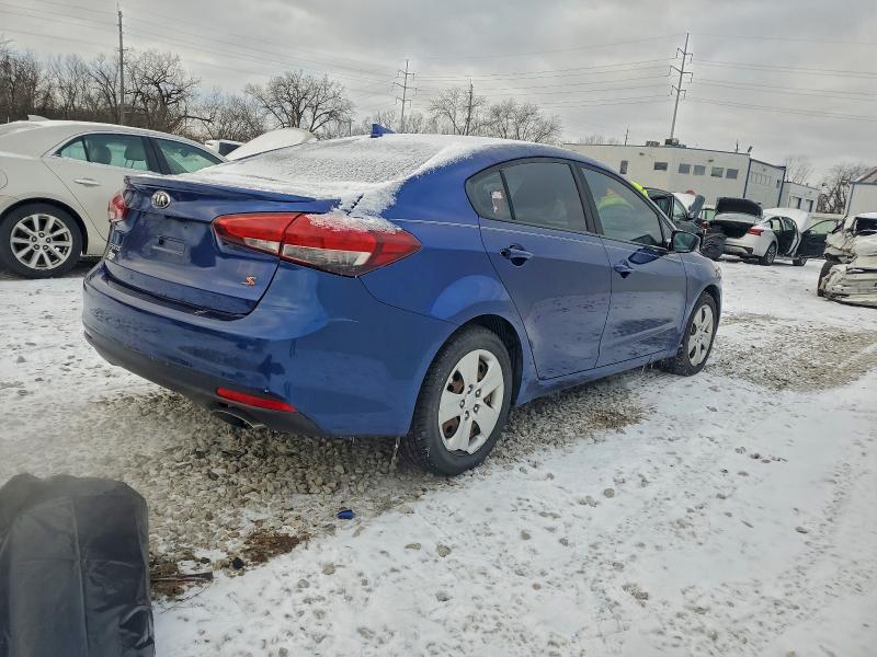 Фото 3 - KIA FORTE