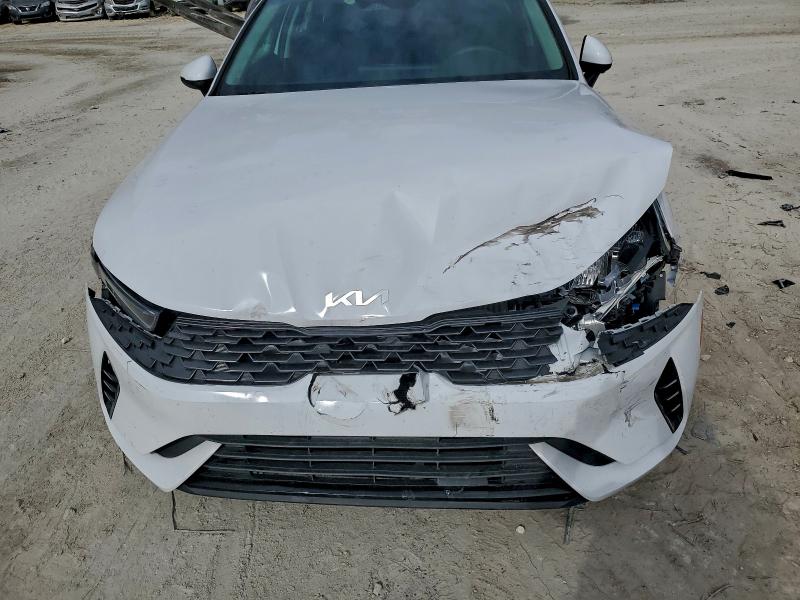 Фото 11 - KIA K5