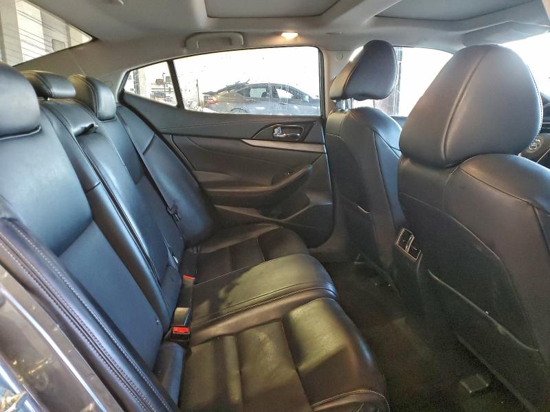 Фото 10 - NISSAN MAXIMA