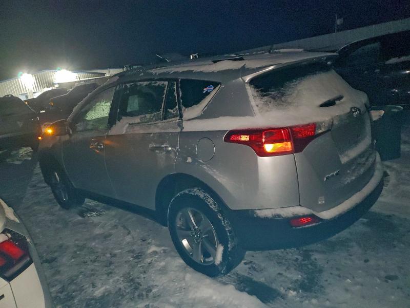 Фото 2 - TOYOTA RAV4