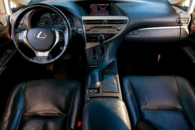 Фото 9 - LEXUS RX350