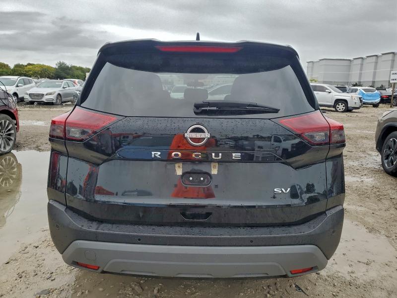 Фото 6 - NISSAN ROGUE