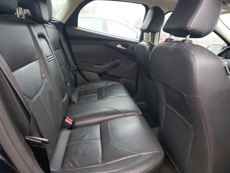 Фото 10 - FORD FOCUS