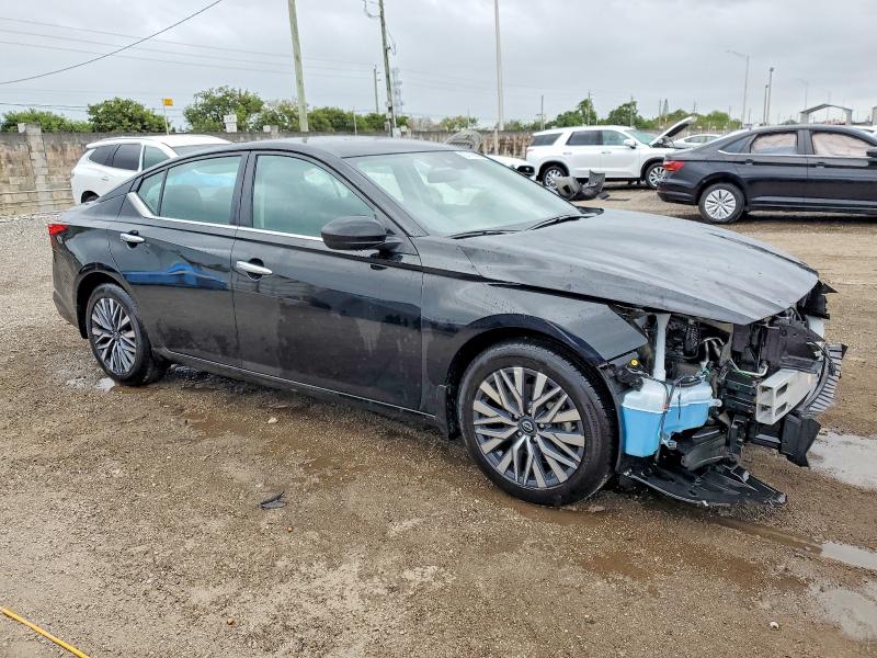 Фото 4 - NISSAN ALTIMA