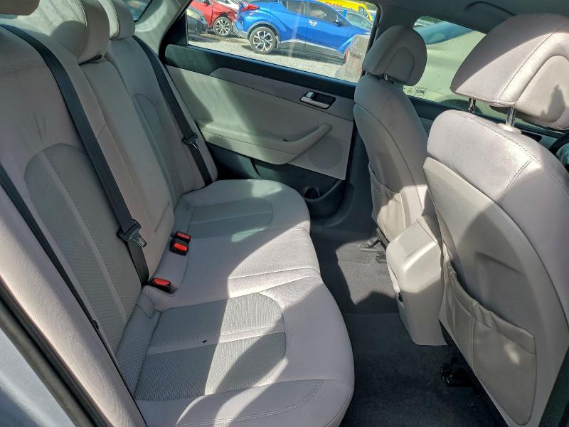 Фото 10 - HYUNDAI SONATA