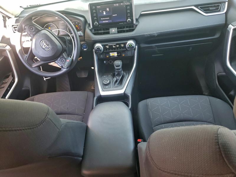 Фото 8 - TOYOTA RAV4