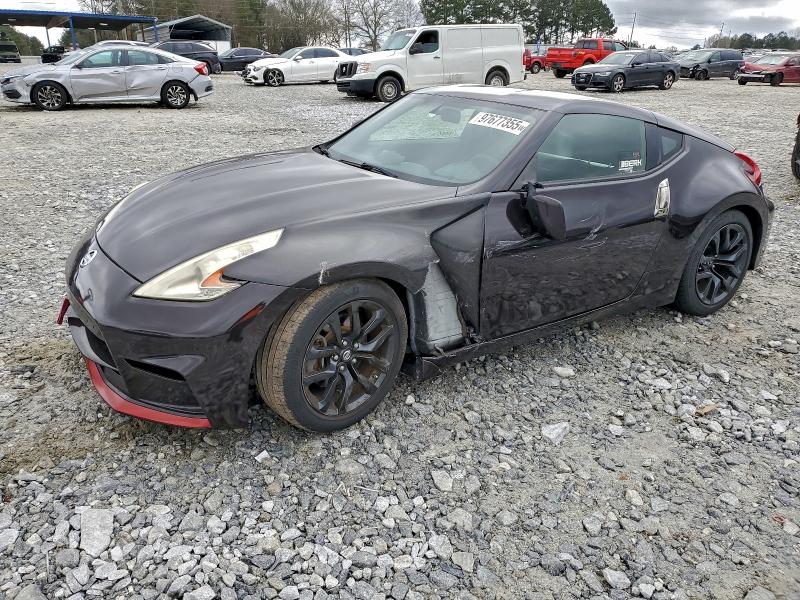 Фото 1 - NISSAN 370Z