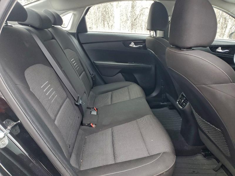 Фото 10 - KIA FORTE