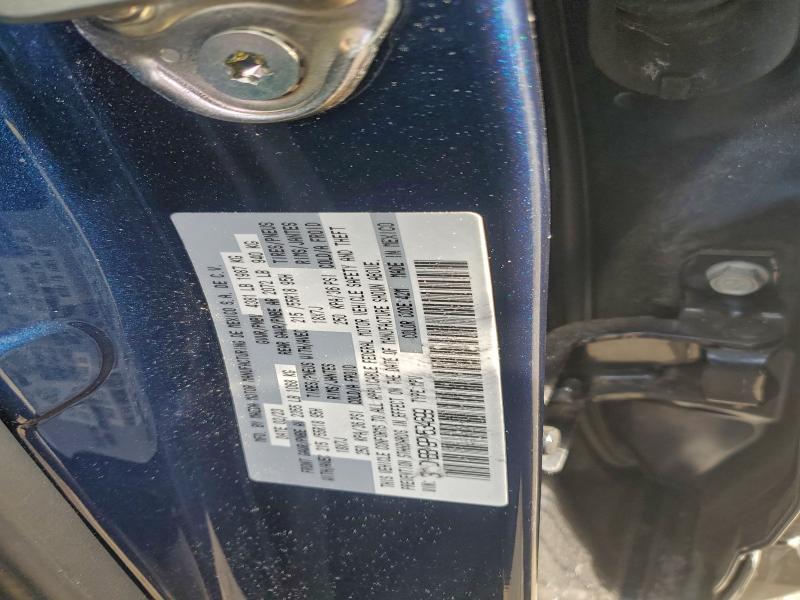 Фото 13 - MAZDA CX30