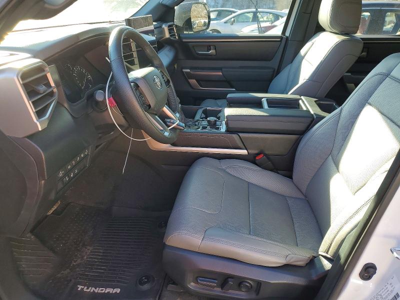 Фото 7 - TOYOTA TUNDRA