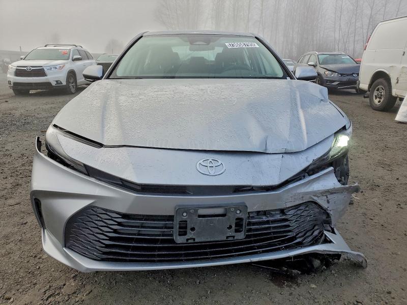 Фото 5 - TOYOTA CAMRY