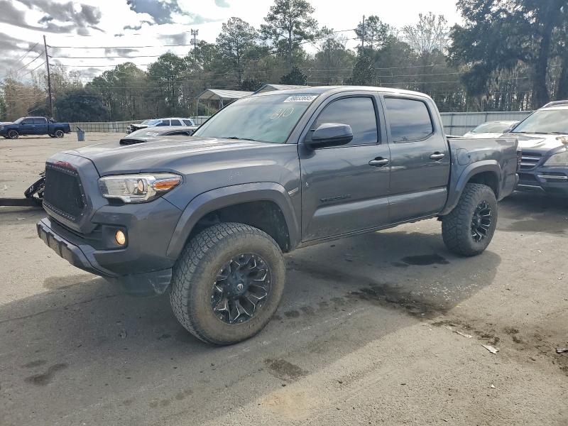 Фото 1 - TOYOTA TACOMA