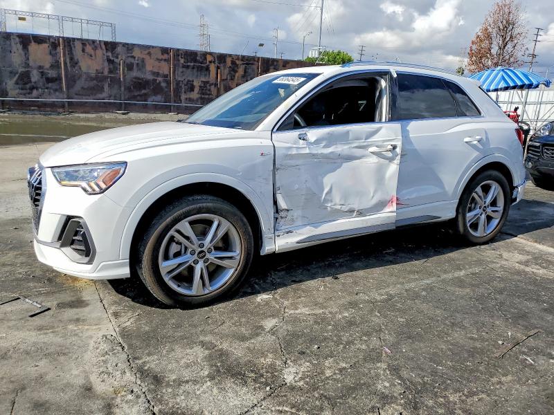 Фото 1 - AUDI Q3