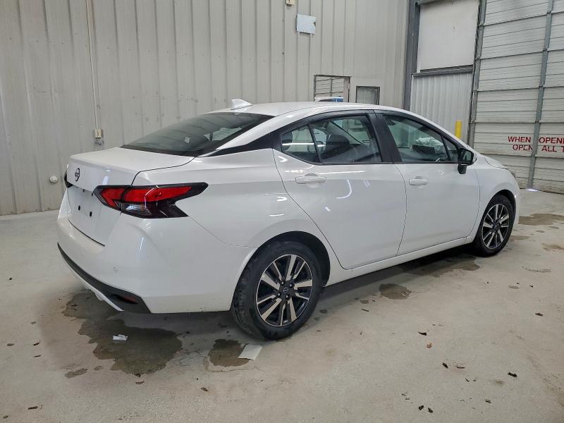 Фото 3 - NISSAN VERSA