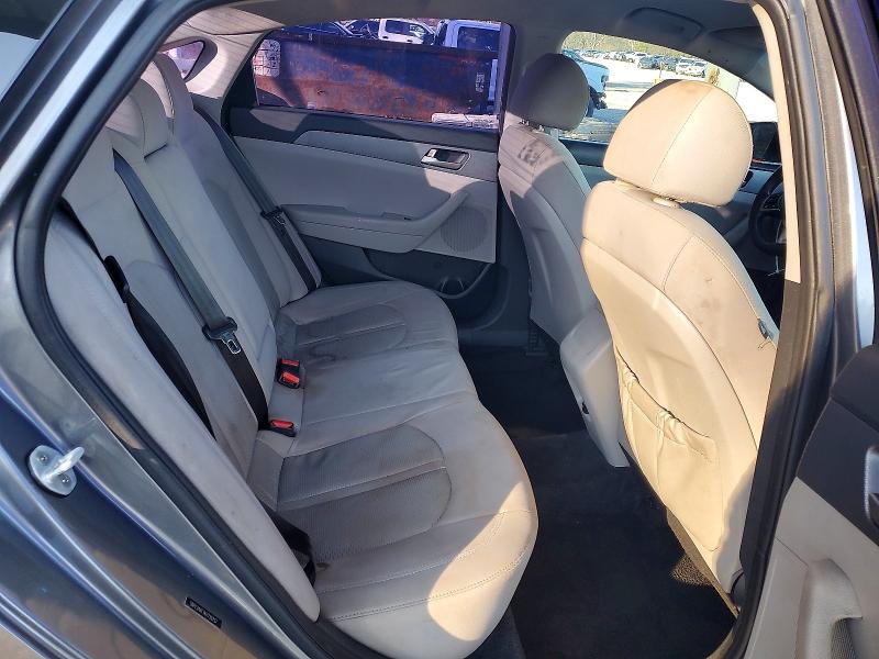 Фото 10 - HYUNDAI SONATA