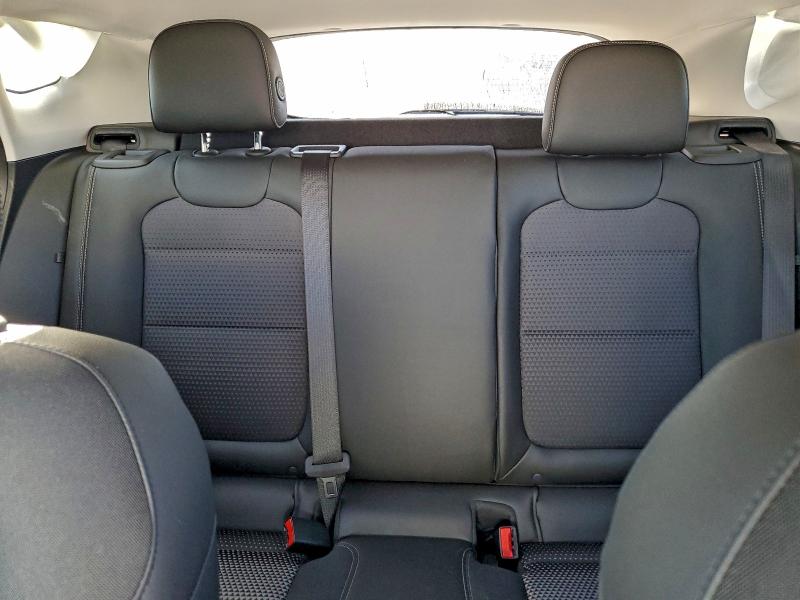 Фото 10 - CHEVROLET TRAX