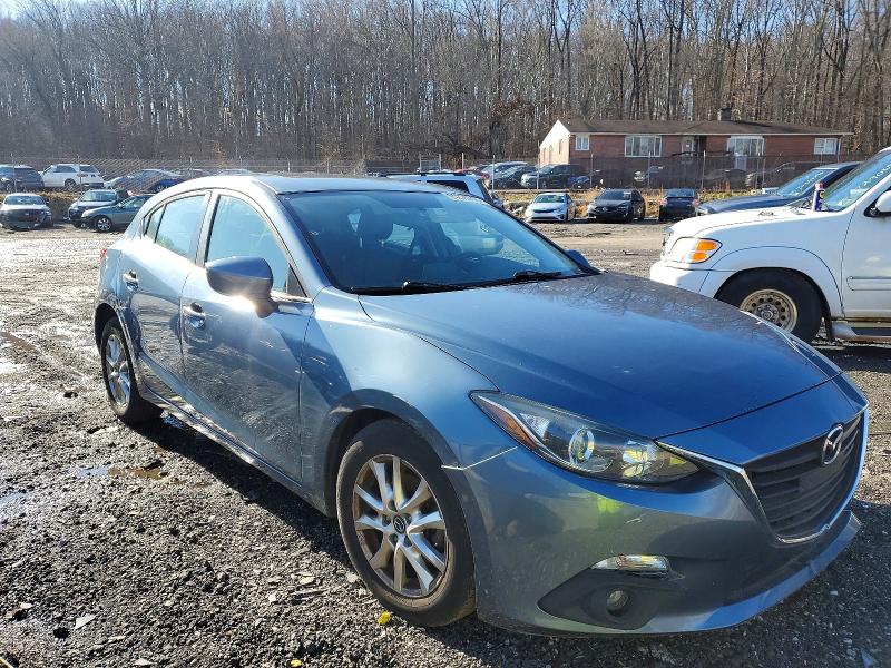 Фото 4 - MAZDA 3