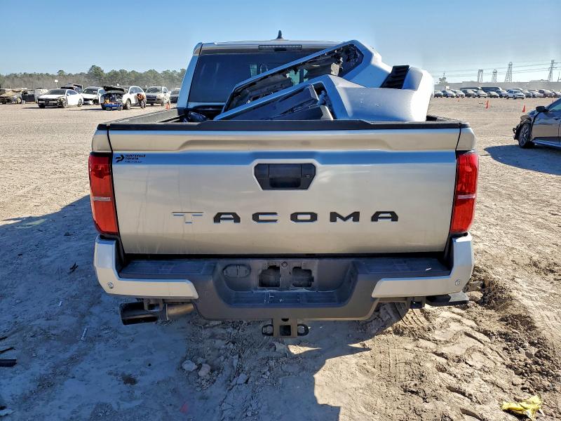 Фото 6 - TOYOTA TACOMA