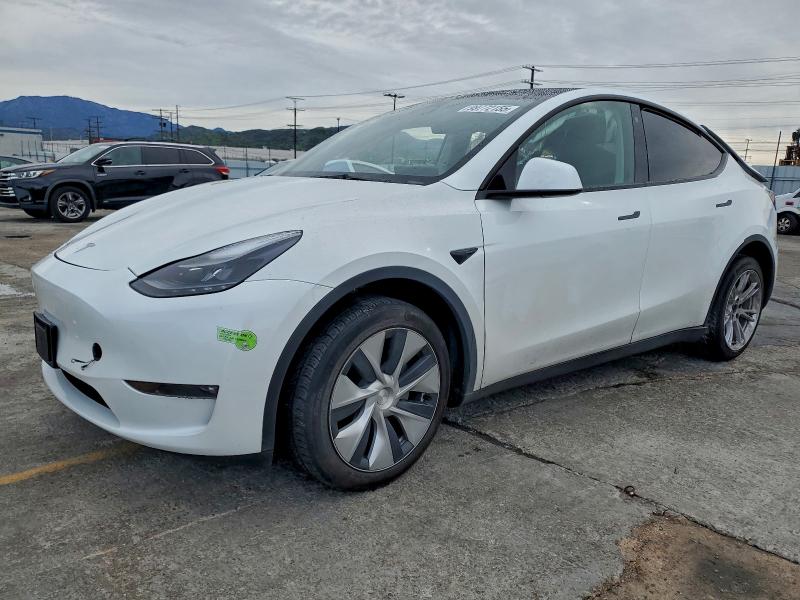 Фото 1 - TESLA MODEL Y