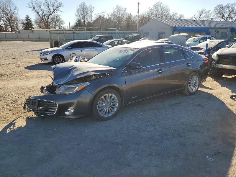 Фото 1 - TOYOTA AVALON