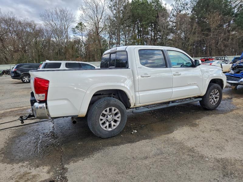 Фото 3 - TOYOTA TACOMA