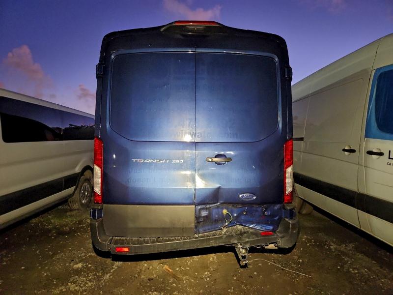 Фото 6 - FORD TRANSIT