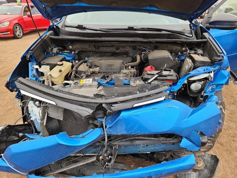 Фото 12 - TOYOTA RAV4