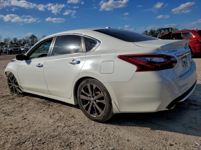 Фото 2 - NISSAN ALTIMA