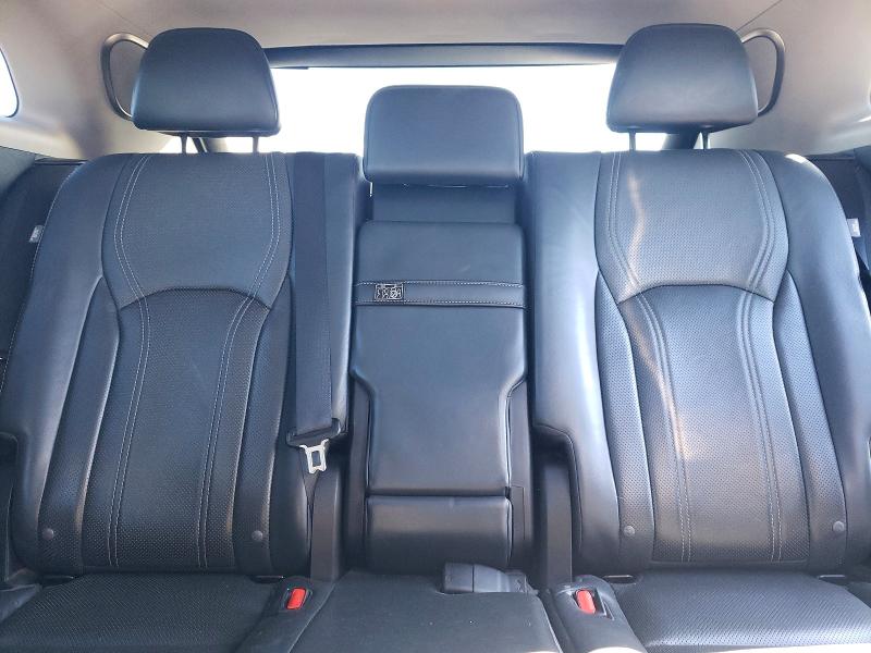 Фото 10 - LEXUS RX350