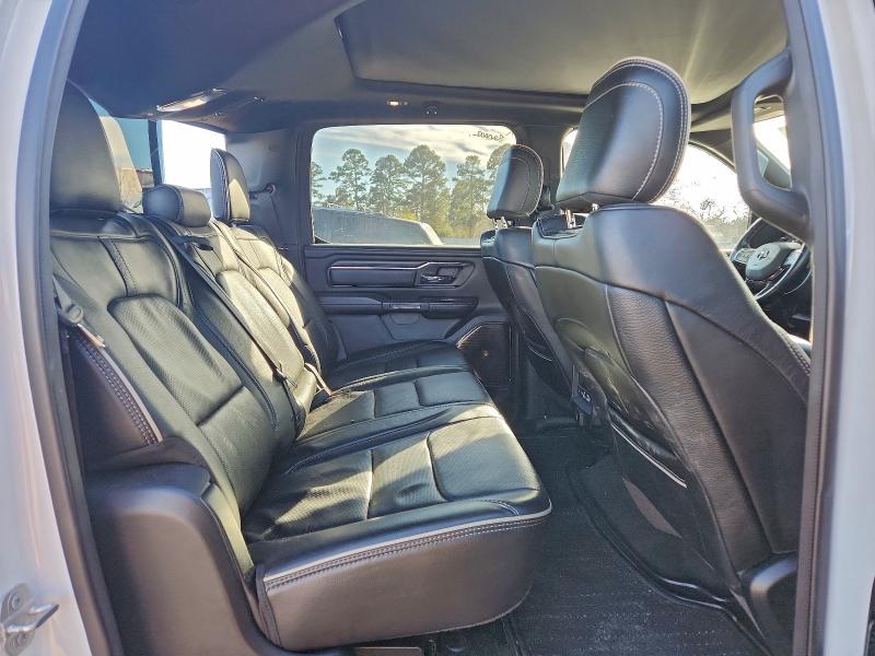 Фото 10 - RAM 1500