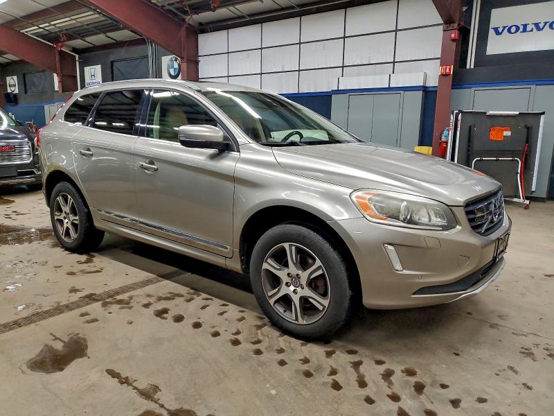 Фото 4 - VOLVO XC60