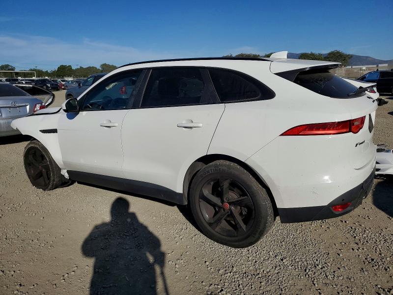 Фото 2 - JAGUAR F-PACE