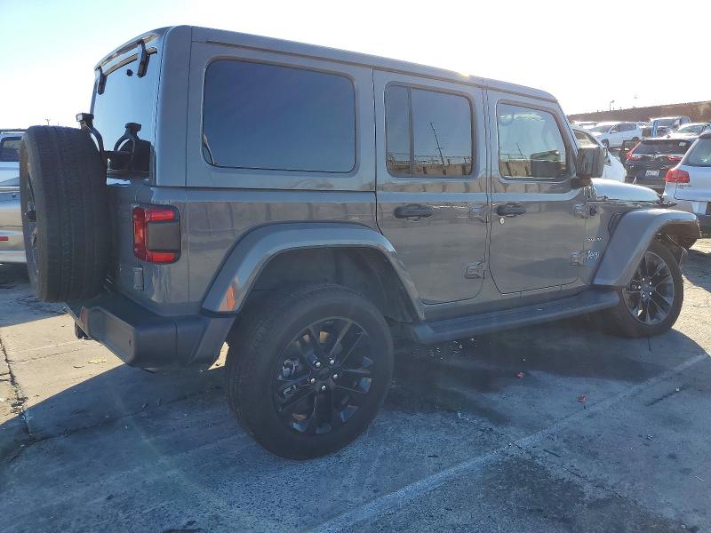 Фото 3 - JEEP WRANGLER