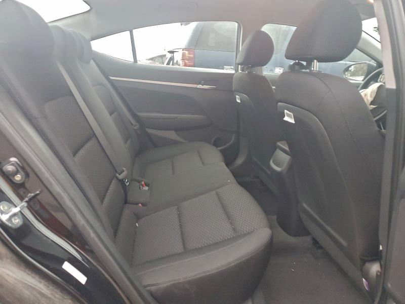 Фото 10 - HYUNDAI ELANTRA