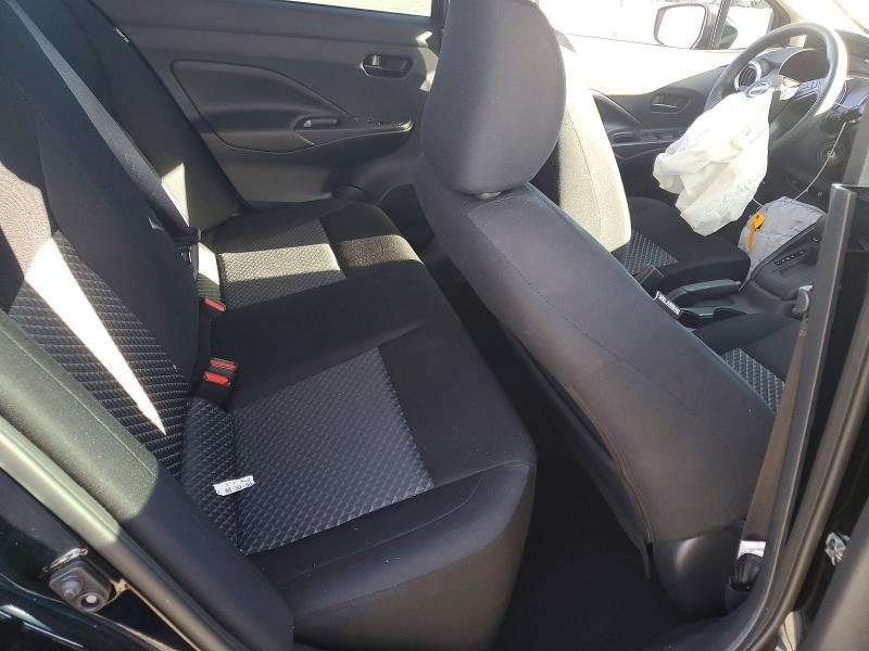 Фото 10 - NISSAN VERSA