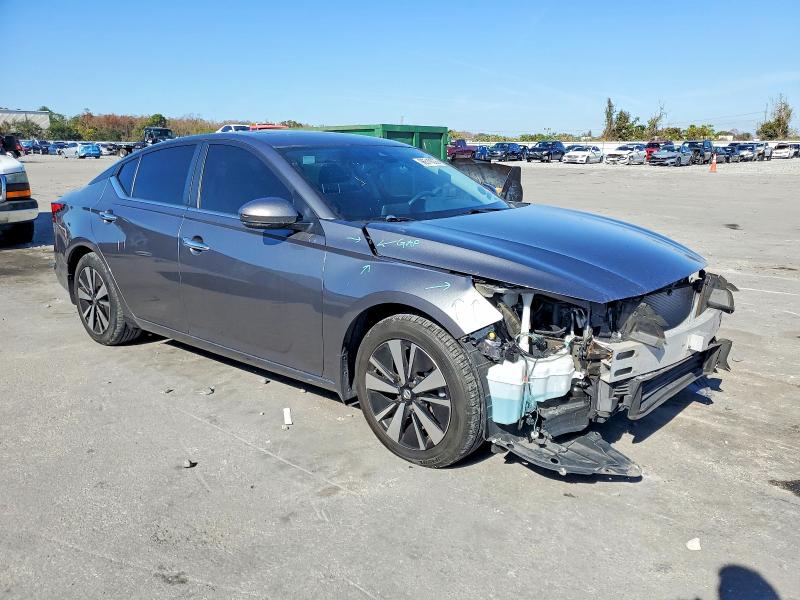 Фото 4 - NISSAN ALTIMA