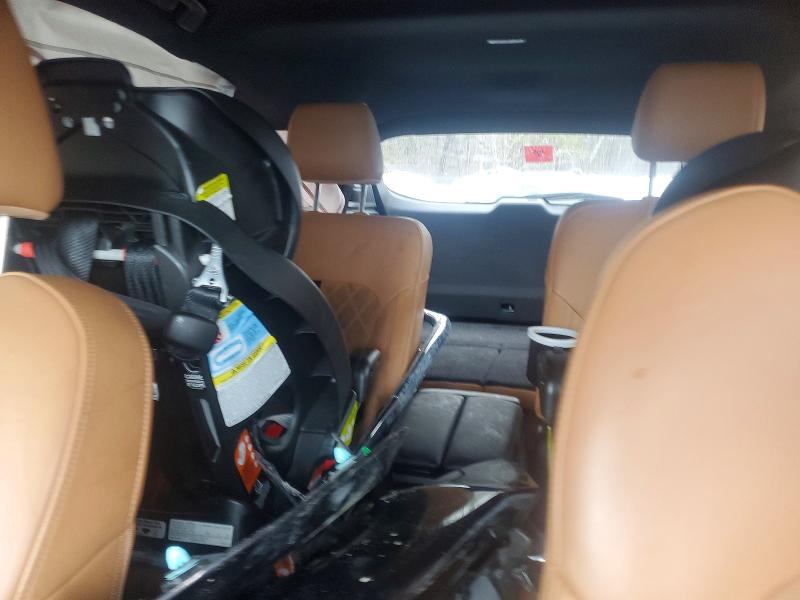 MAZDA CX-90 2024 VIN JM3KKEHC9R1114821