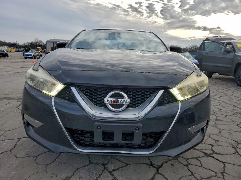 Фото 5 - NISSAN MAXIMA